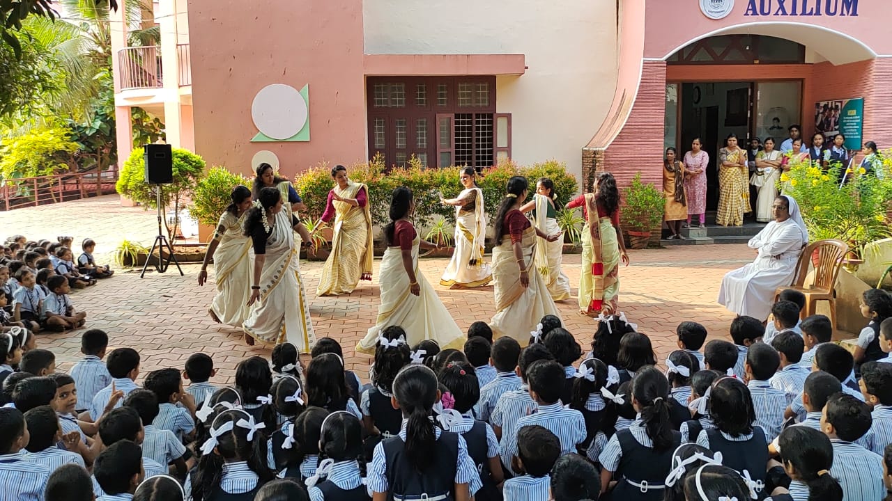 Kerala piravi – November 1st